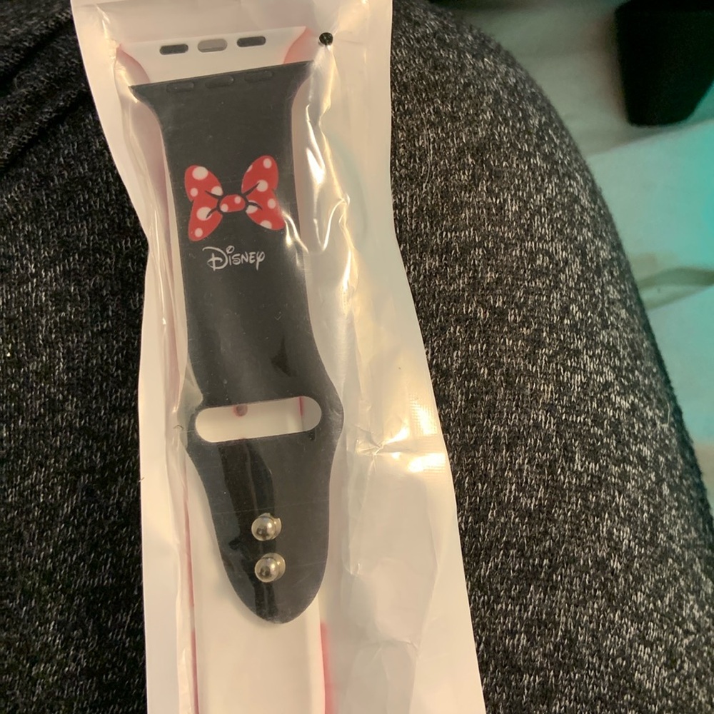 Minnie Mouse Apple Watch band